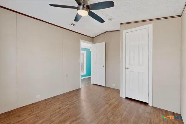 $250,000 | 195 Gato Road, Cedar Creek, TX 78612