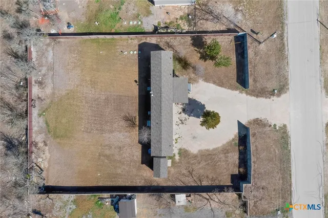 $250,000 | 195 Gato Road, Cedar Creek, TX 78612