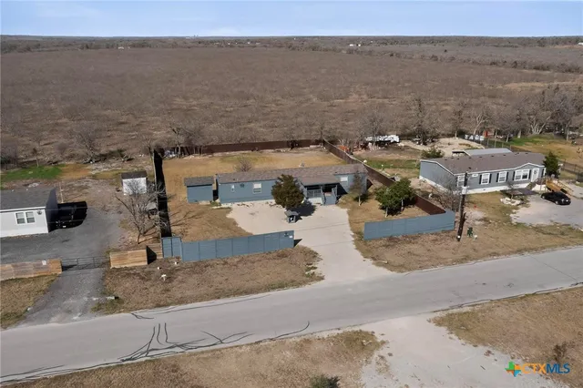 $250,000 | 195 Gato Road, Cedar Creek, TX 78612