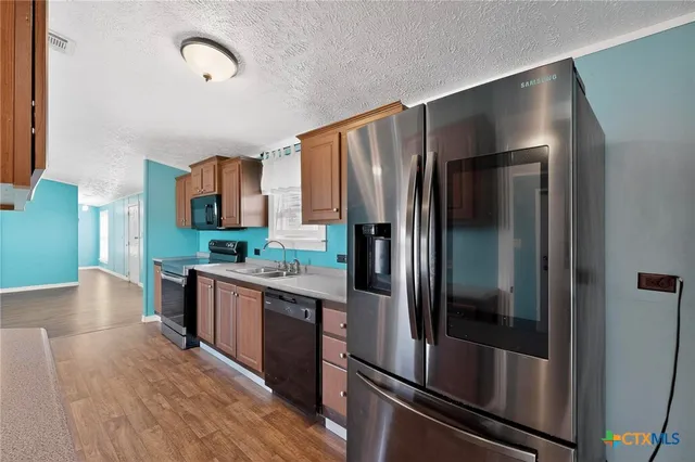 $250,000 | 195 Gato Road, Cedar Creek, TX 78612