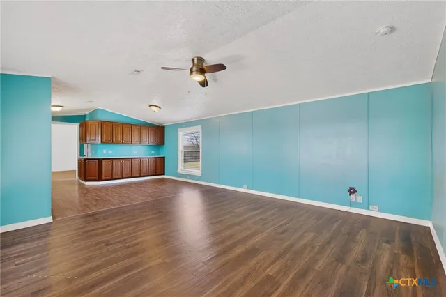 $250,000 | 195 Gato Road, Cedar Creek, TX 78612