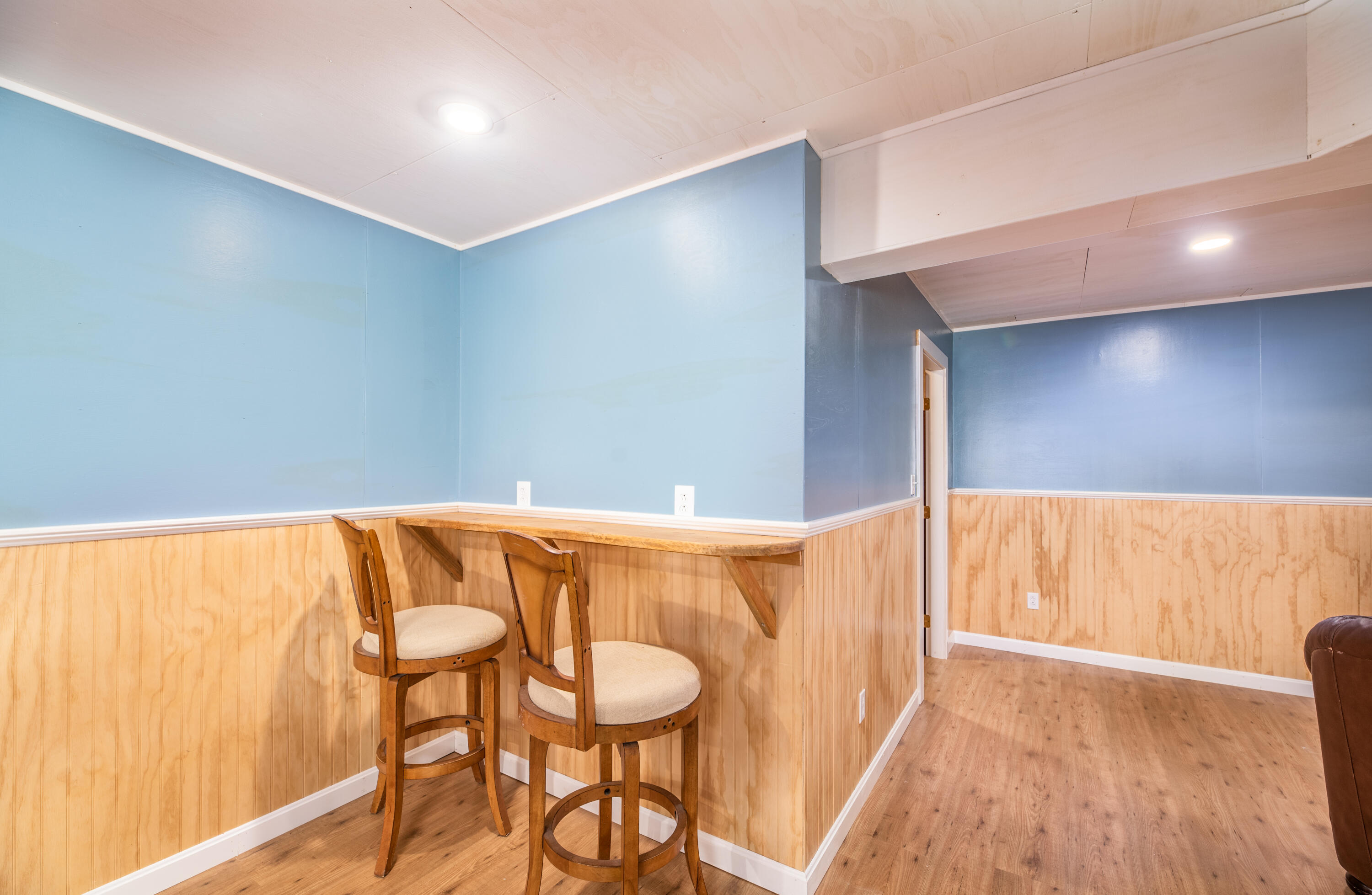555 Ithiel Gordon Road Vienna, ME 04360 - Photo 18 of 34 Interior12