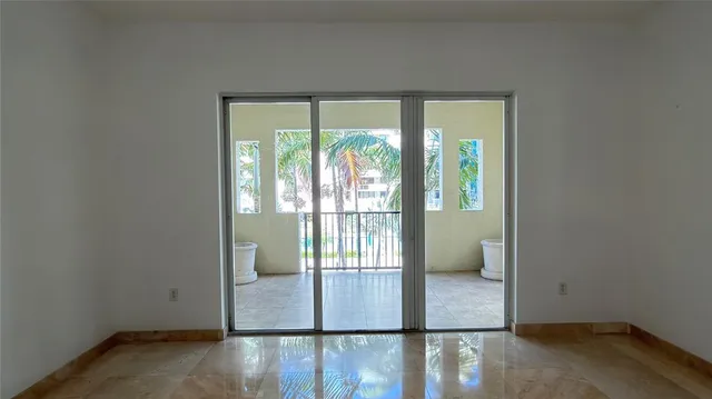 an empty room with closet