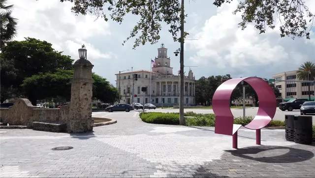 $1,400,000 | 642 Valencia Avenue, Unit 305, Coral Gables, FL 33134