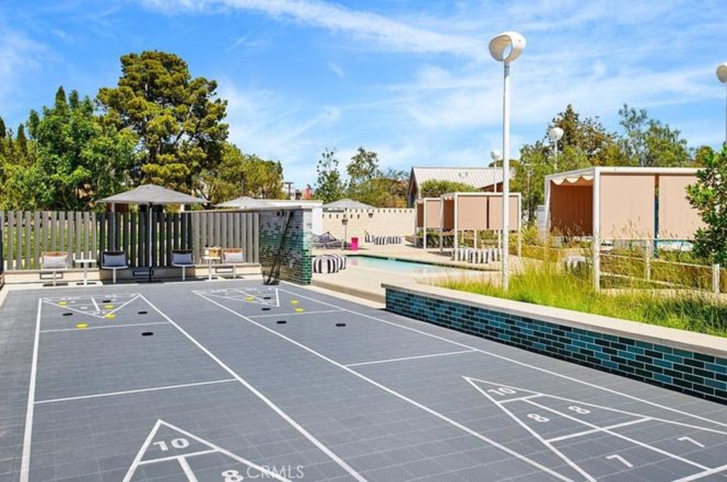 230 Harringay Irvine, CA 92618 - Photo 19 of 21 a outdoor view with a sitting space