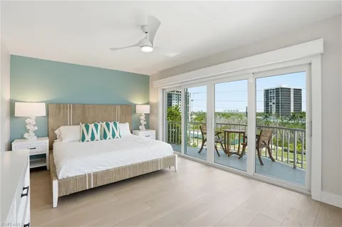 $999,777 | 26236 Hickory Boulevard, Unit 18, Bonita Springs, FL 34134