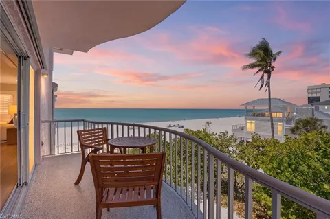 $999,777 | 26236 Hickory Boulevard, Unit 18, Bonita Springs, FL 34134