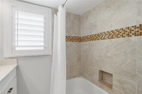 $999,777 | 26236 Hickory Boulevard, Unit 18, Bonita Springs, FL 34134