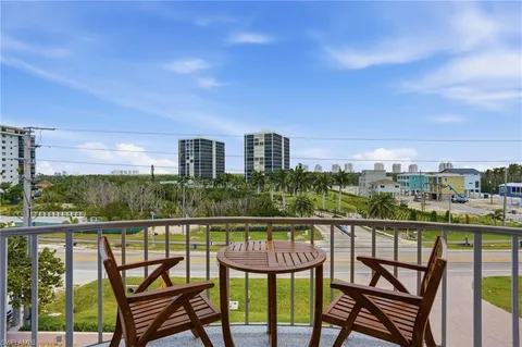 $999,777 | 26236 Hickory Boulevard, Unit 18, Bonita Springs, FL 34134