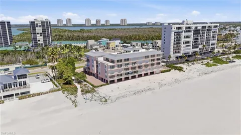 $999,777 | 26236 Hickory Boulevard, Unit 18, Bonita Springs, FL 34134