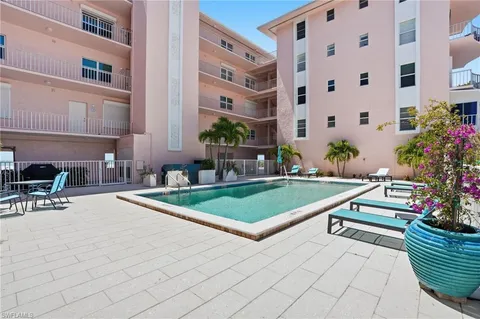 $999,777 | 26236 Hickory Boulevard, Unit 18, Bonita Springs, FL 34134