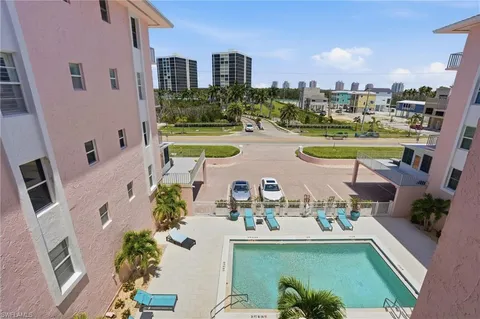 $999,777 | 26236 Hickory Boulevard, Unit 18, Bonita Springs, FL 34134