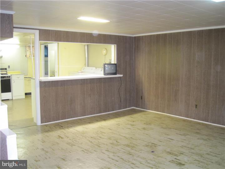 662 Dutton Circle Springfield, PA 19064 - Photo 15 of 24 Basement - Finished