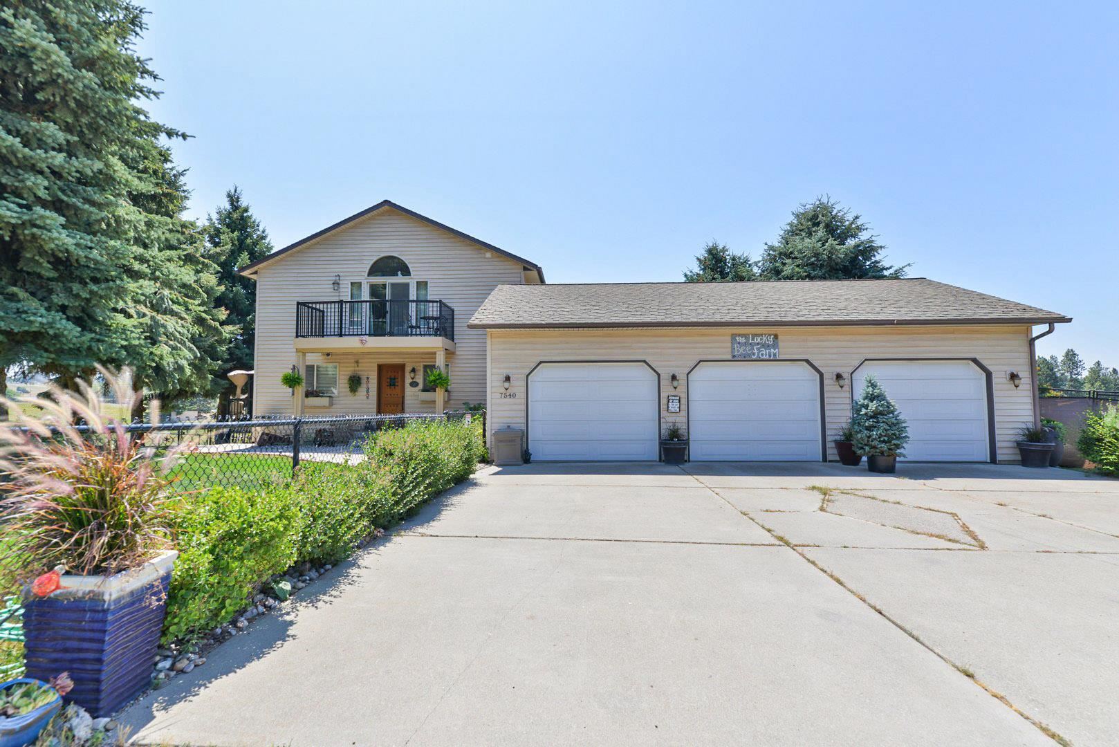 7540 North Espe Road Spokane, WA 99217 - Photo 1 of 44