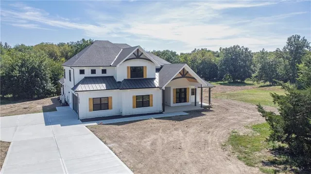 $1,499,000 | 10707 South Hunt Road, Lone Jack, MO 64070