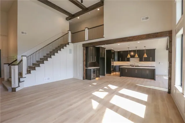 $1,499,000 | 10707 South Hunt Road, Lone Jack, MO 64070