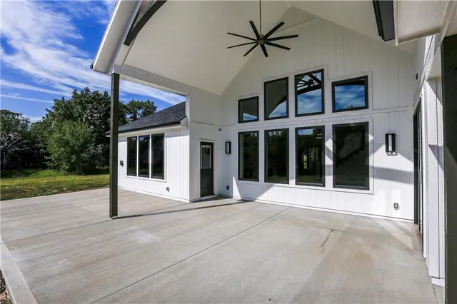 $1,499,000 | 10707 South Hunt Road, Lone Jack, MO 64070