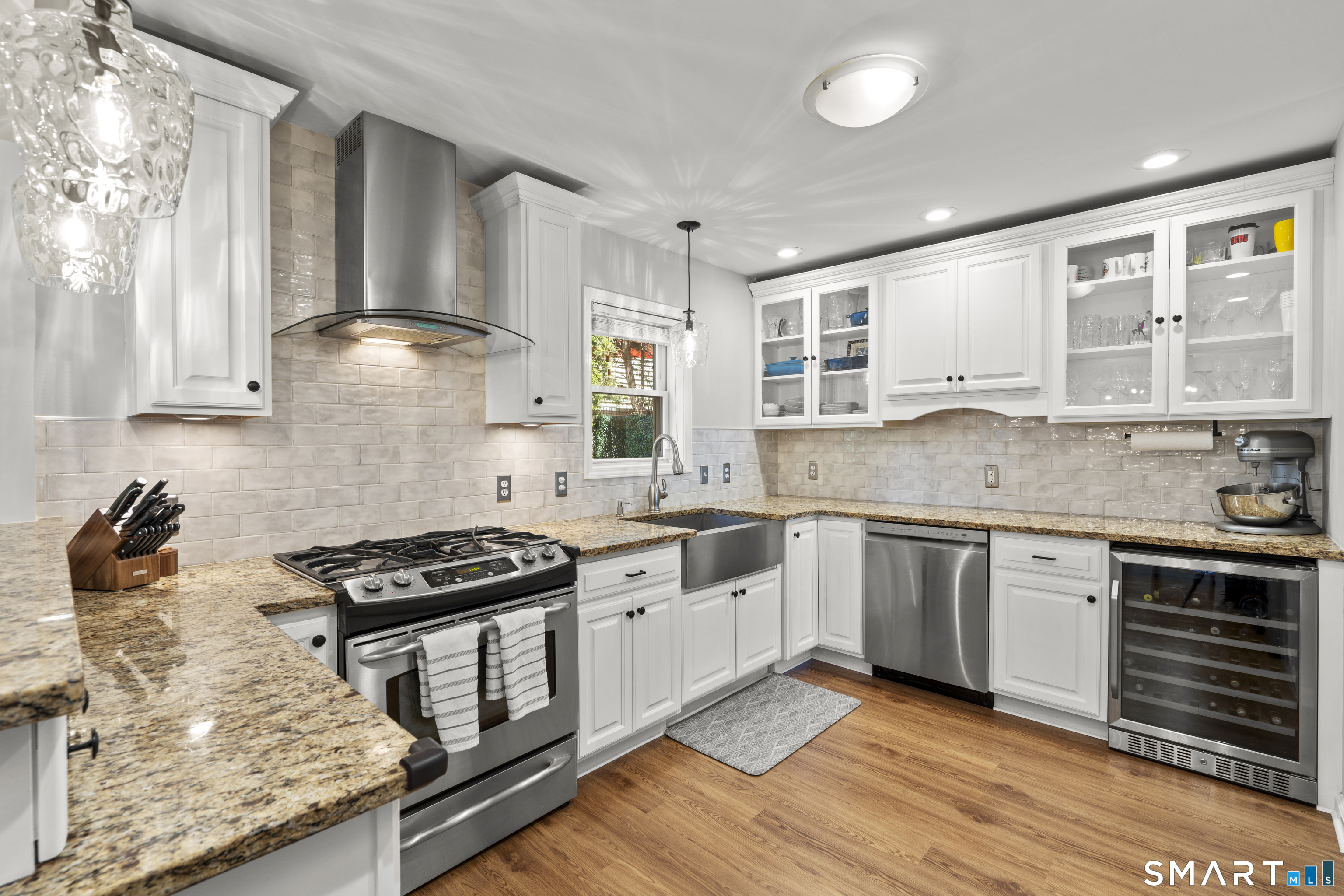42 Highland Road, Unit 6 Stamford, CT 06902 - Photo 2 of 40