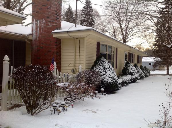 211 Greenwich Road Ware, MA 01082 - Photo 4 of 17