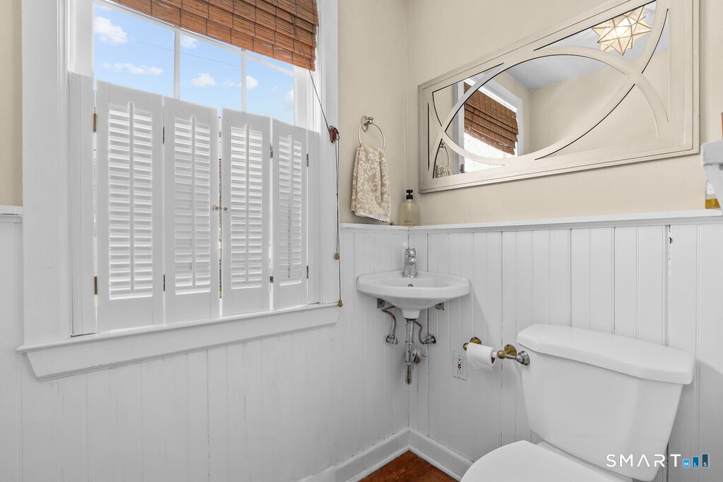 24 Island Hill Avenue Ridgefield, CT 06877 - Photo 14 of 40