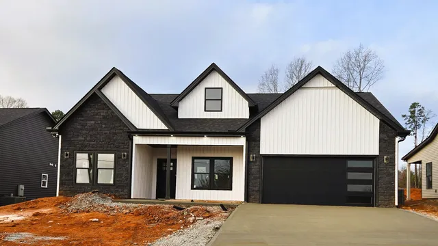 $339,900 | 269 State Rd S-42-742, Wellford, SC 29385