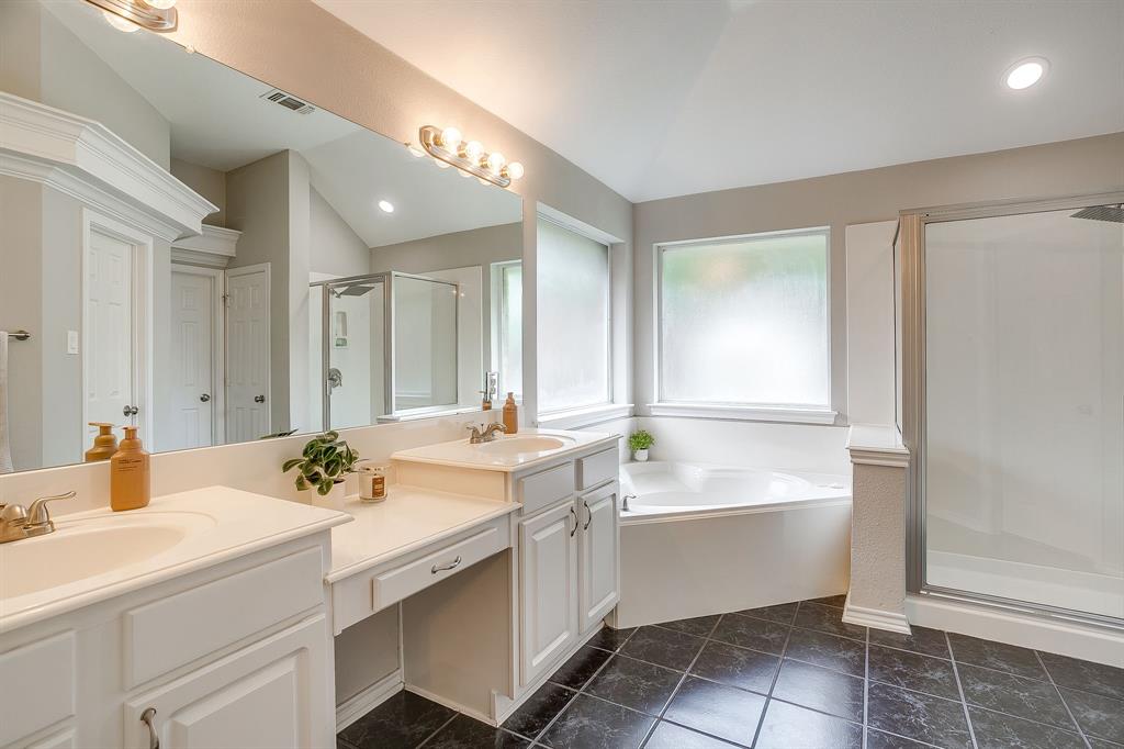 2107 Nichols Trail Mansfield, TX 76063 - Photo 20 of 39
