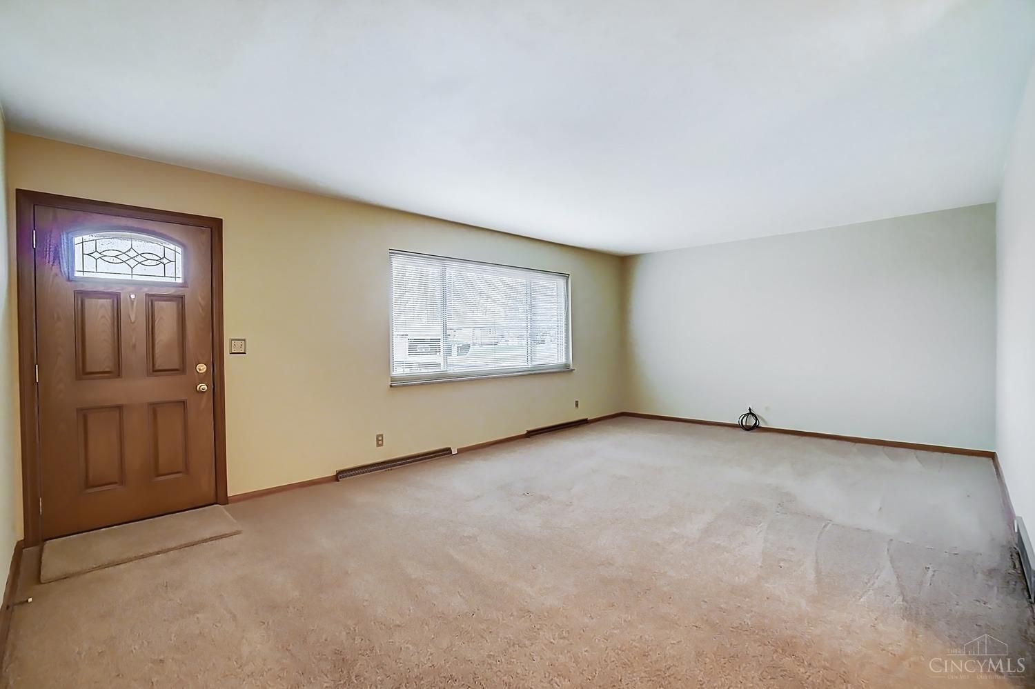 1400 Golf Street Riverside, OH 45432 - Photo 5 of 49
