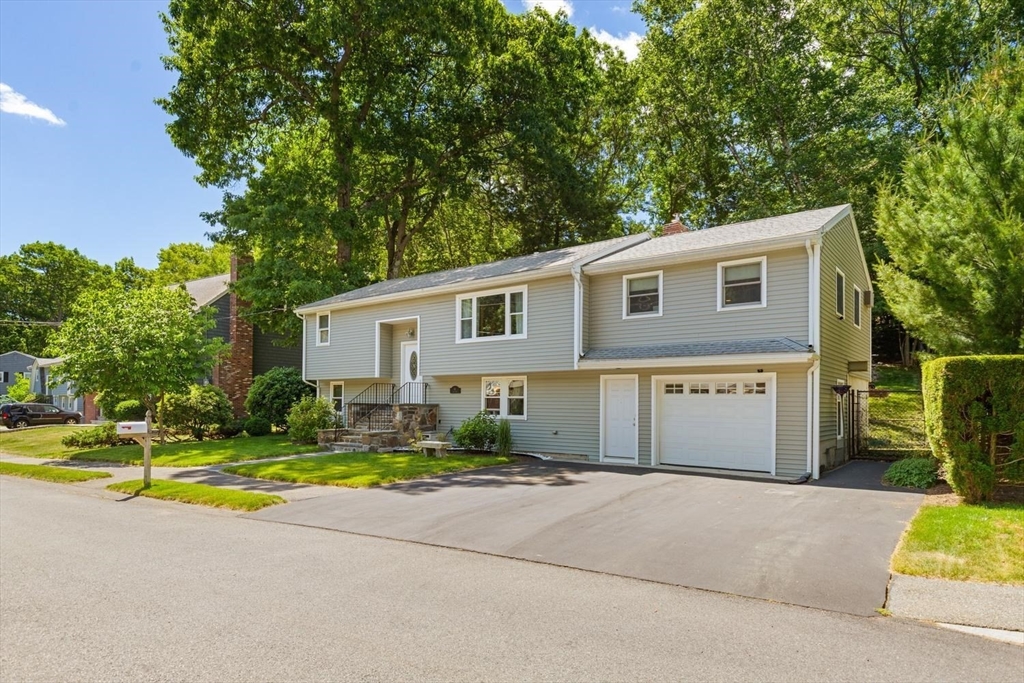 94 Judge Road Lynn, MA 01904 - Photo 2 of 37