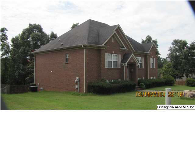 127 Magnolia Ridge Circle Chelsea, AL 35043 - Photo 2 of 32