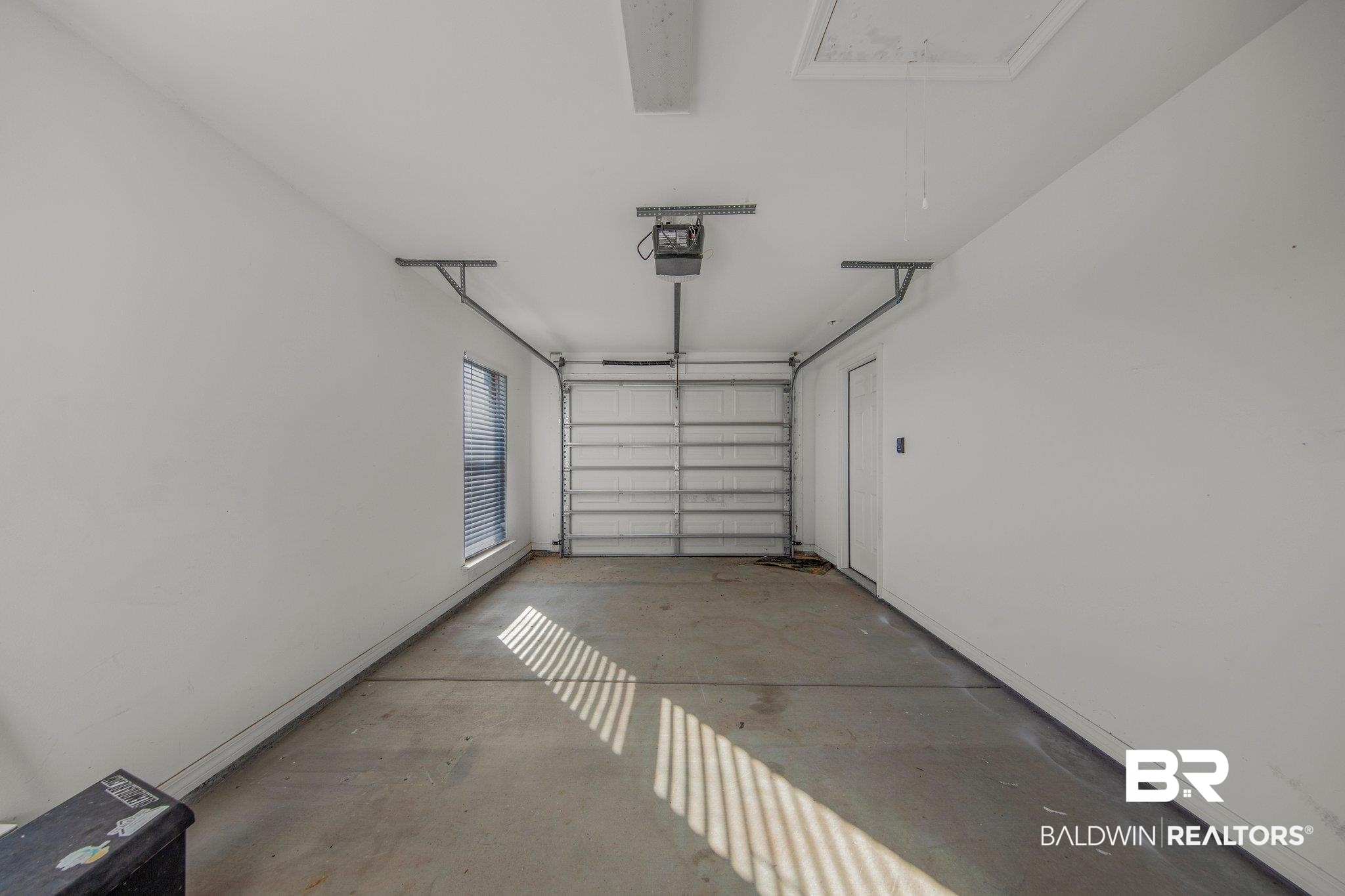17103 Cold Mill Loop Foley, AL 36535 - Photo 27 of 37 Garage