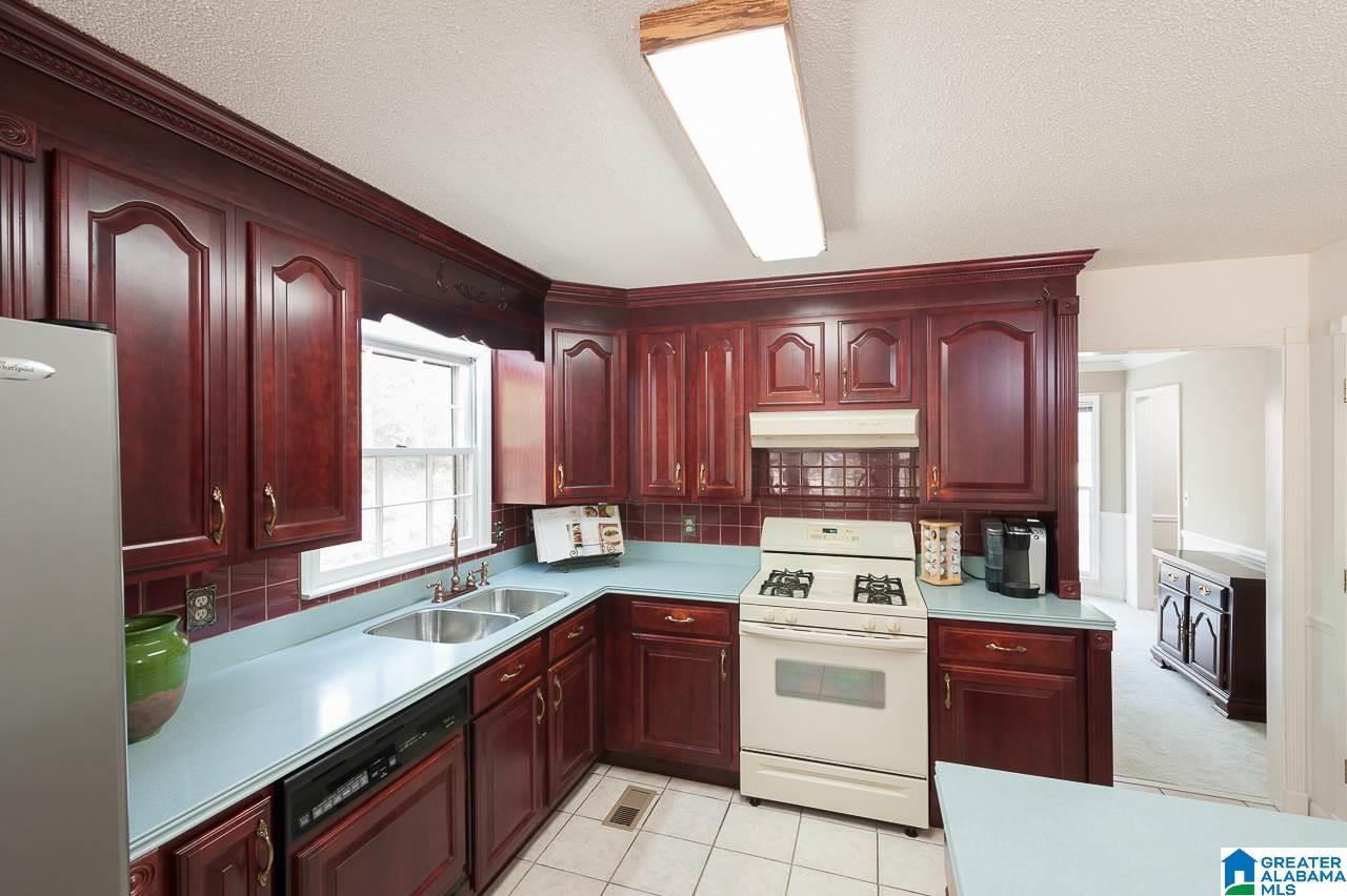 1339 Sequoia Trail Alabaster, AL 35007 - Photo 18 of 39