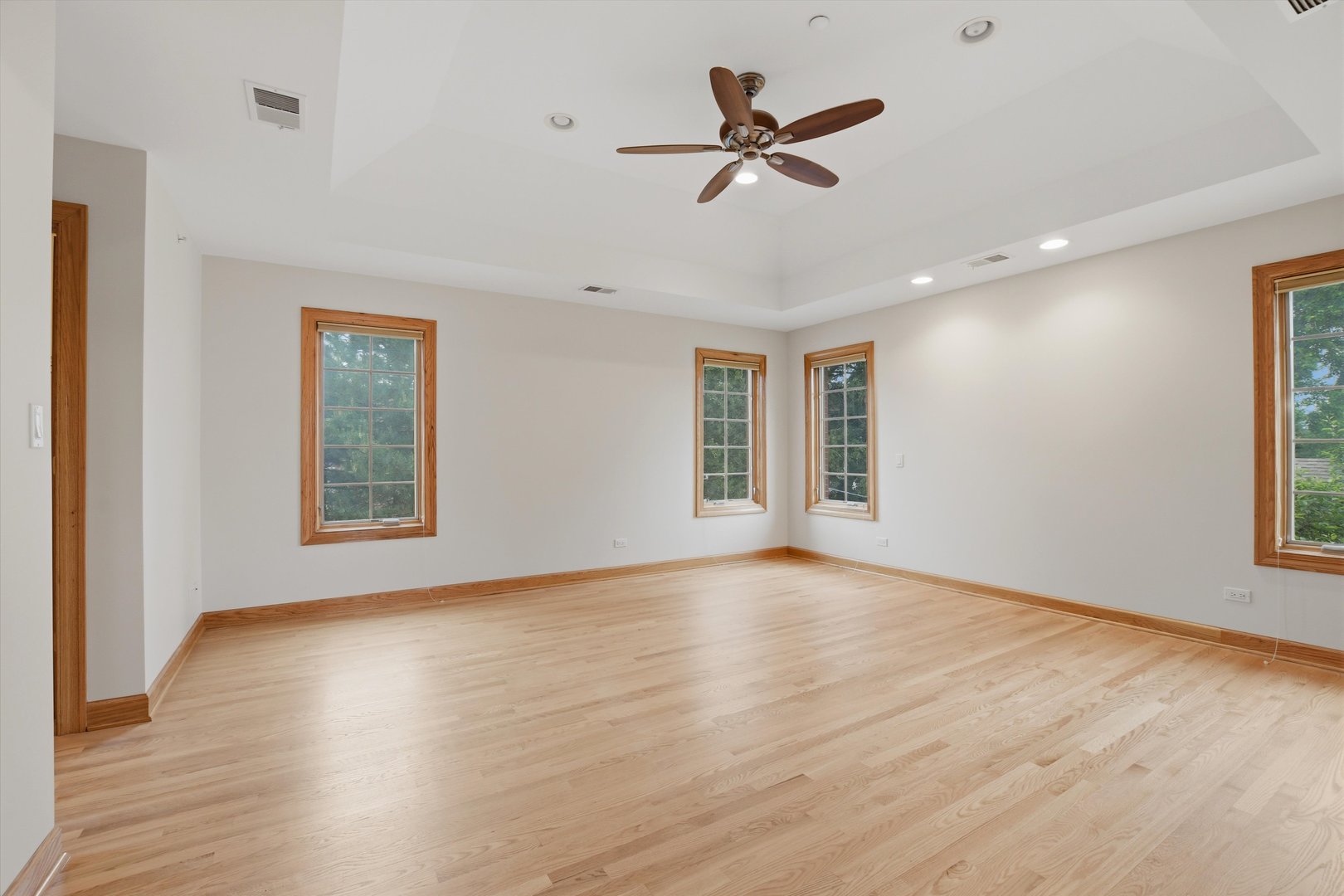 1825 South Fairview Avenue Park Ridge, IL 60068 - Photo 20 of 40
