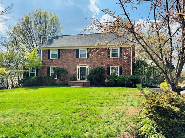 $749,900 | 3735 Sagamore Drive, Greensboro, NC 27410