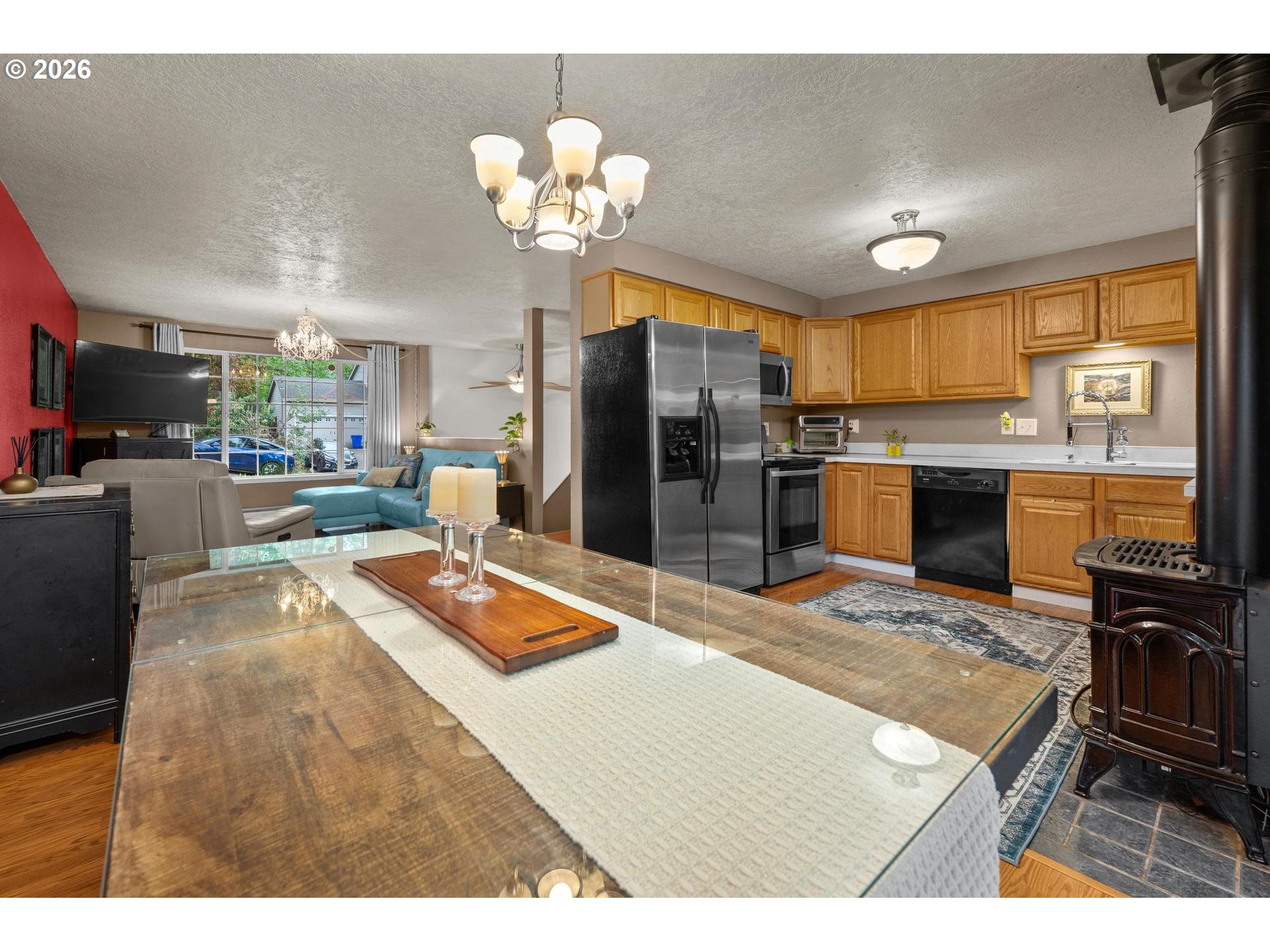 4941 Southwest Comus Street Portland, OR 97219 - Photo 11 of 40