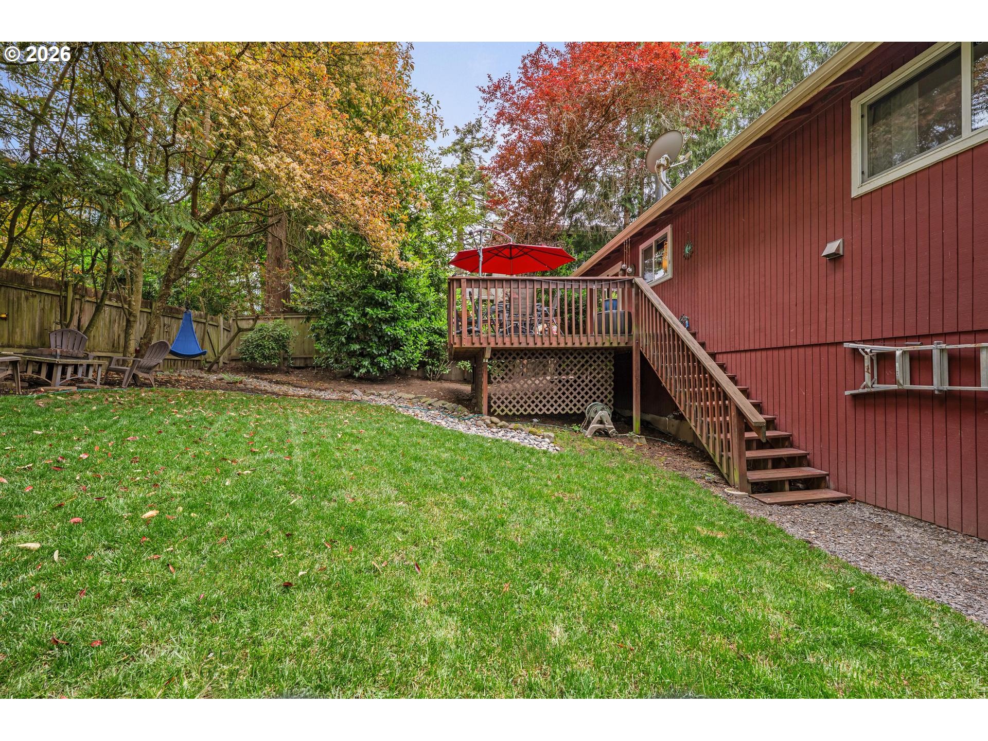 4941 Southwest Comus Street Portland, OR 97219 - Photo 34 of 40