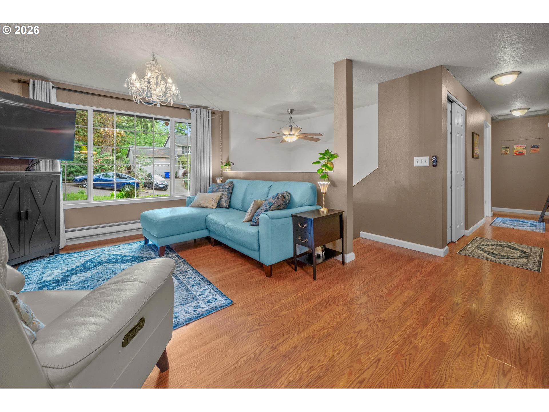 4941 Southwest Comus Street Portland, OR 97219 - Photo 5 of 40