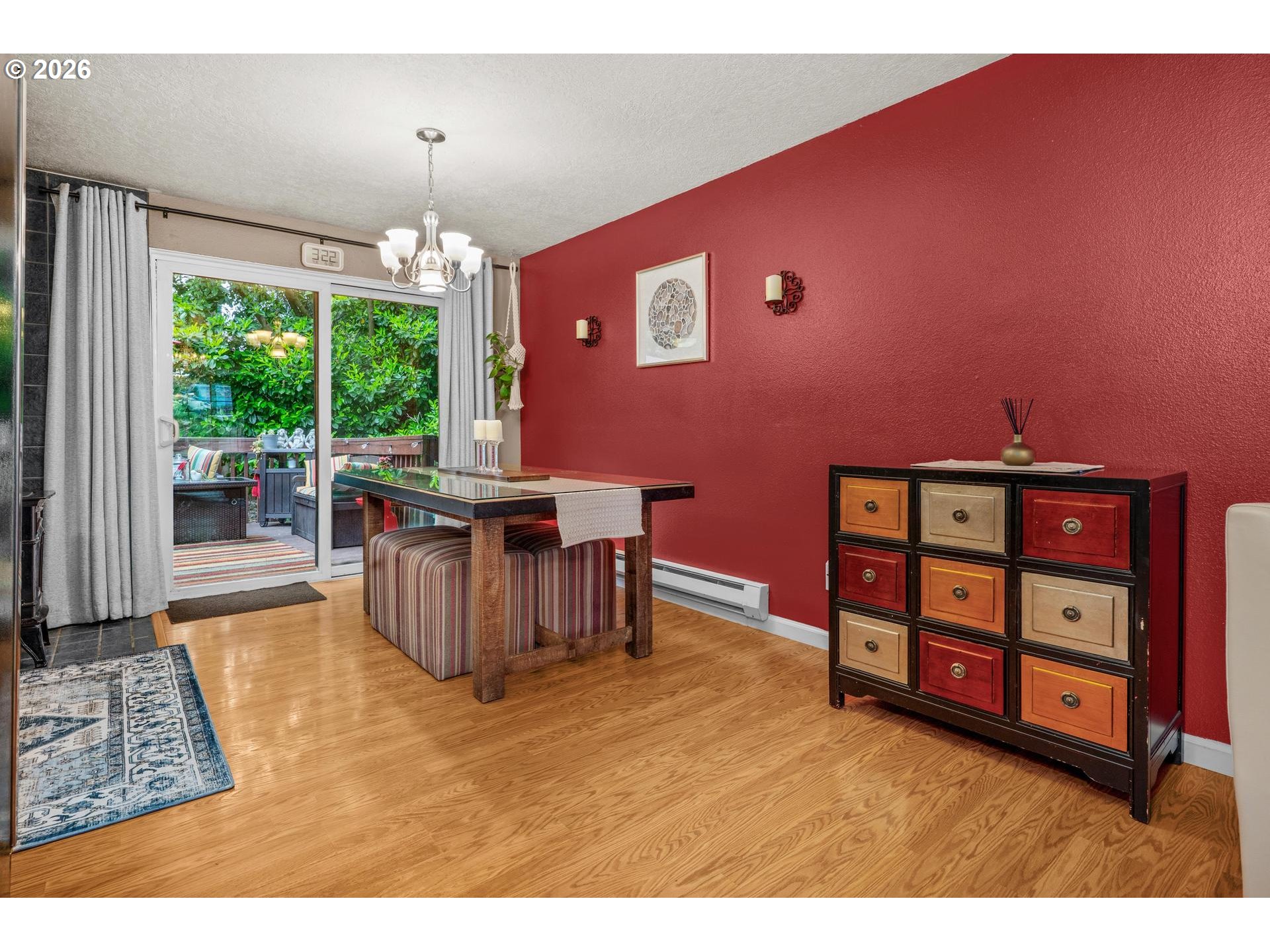 4941 Southwest Comus Street Portland, OR 97219 - Photo 8 of 40
