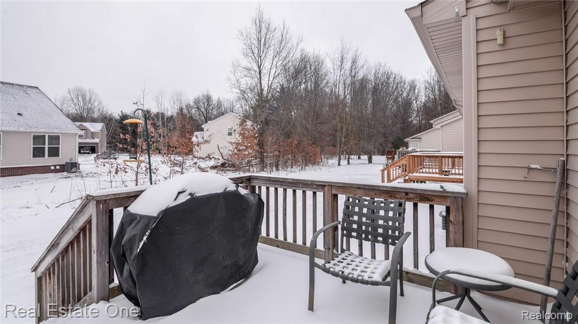 267 Wood Point Howell, MI 48843 - Photo 37 of 39 6_39.jpg