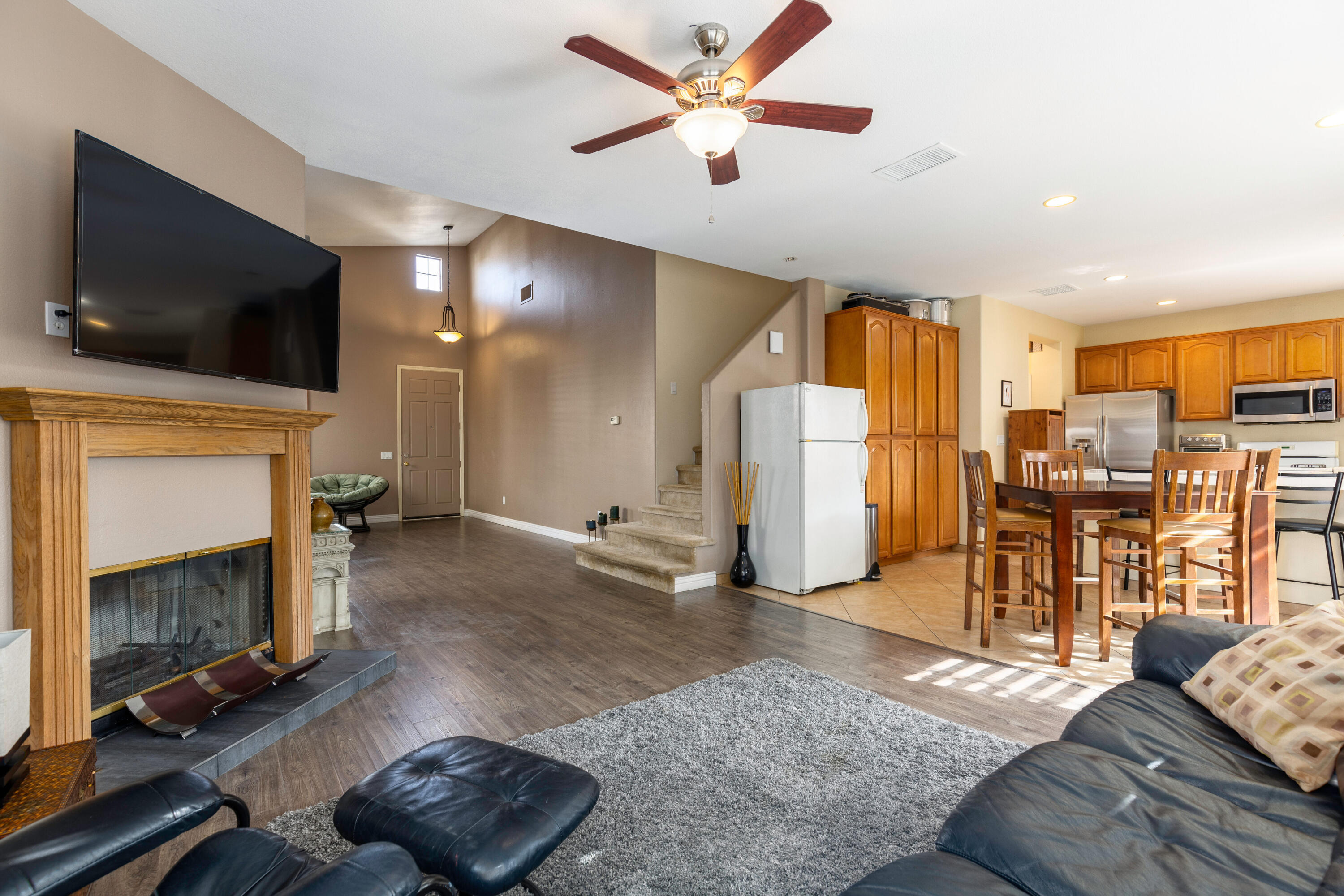 28341 Willow Court Saugus, CA 91350 - Photo 9 of 23 a living room with furniture and a flat screen tv