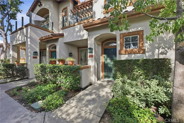 $839,999 | 902 Solvay Aisle, Irvine, CA 92606