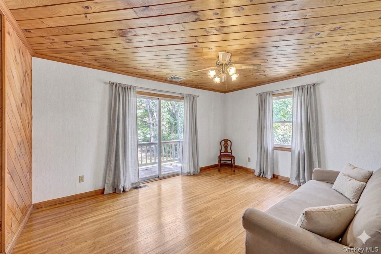 51 Virginia Street Valley Stream, NY 11580 - Photo 27 of 29