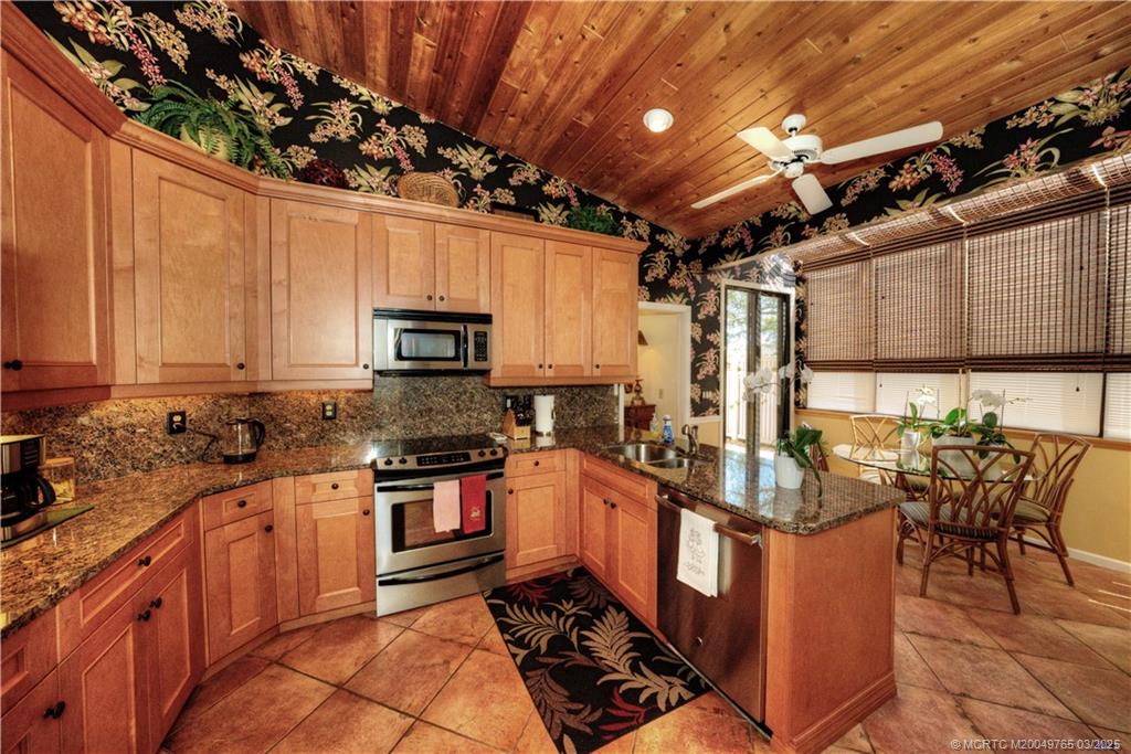 5071 Southeast Brandywine Way Stuart, FL 34997 - Photo 30 of 42