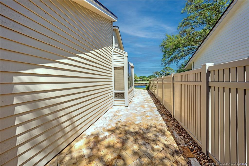 5071 Southeast Brandywine Way Stuart, FL 34997 - Photo 3 of 42