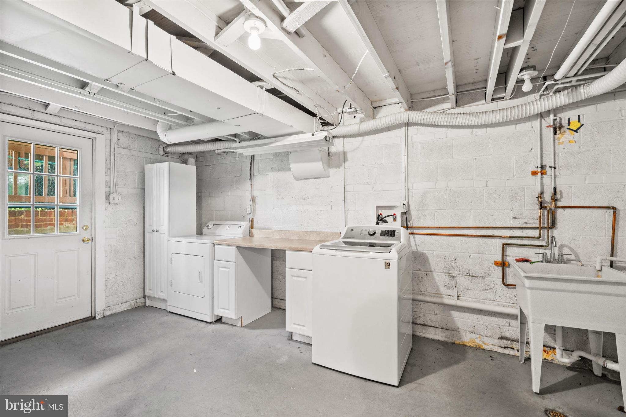 5308 Inverchapel Road Springfield, VA 22151 - Photo 23 of 28 Utility room with Walk up stairs