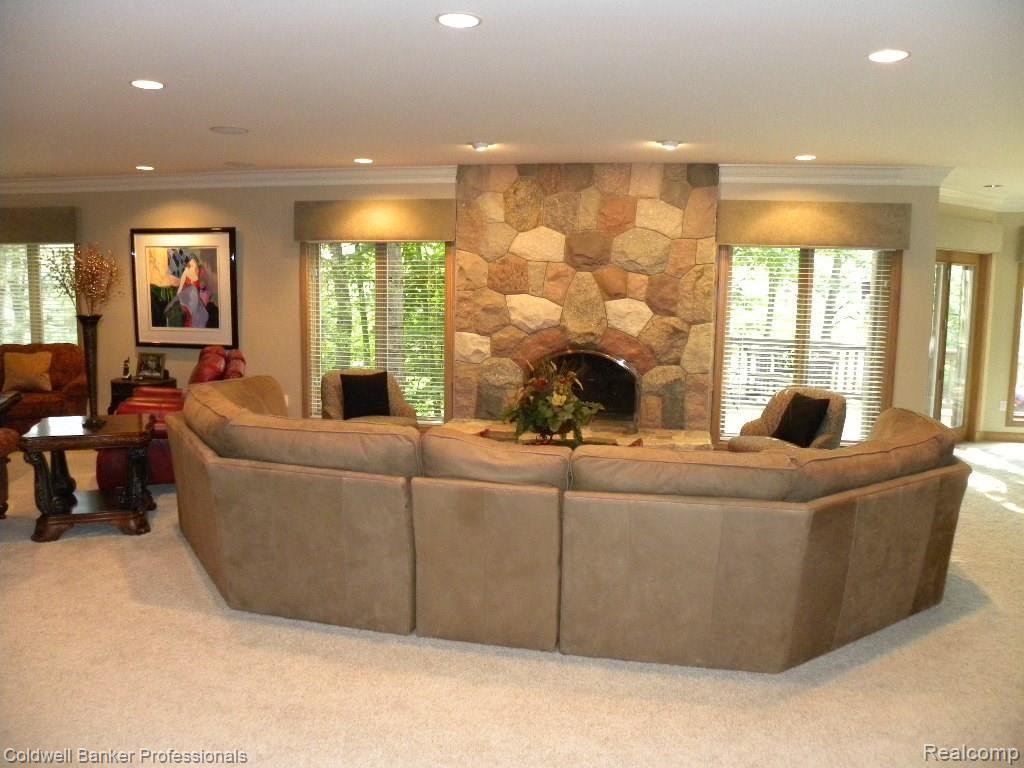 26219 Northpointe Farmington Hills, MI 48331 - Photo 25 of 31