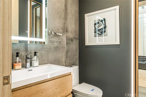 $8,450 | 617 Hazel Street, Glendale, CA 91201