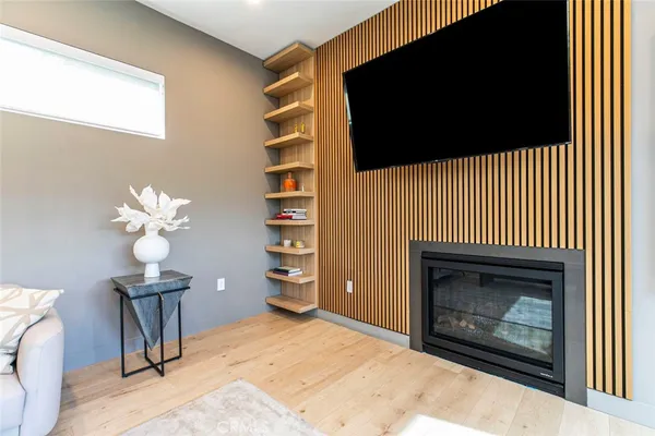 $7,800 | 617 Hazel Street, Glendale, CA 91201