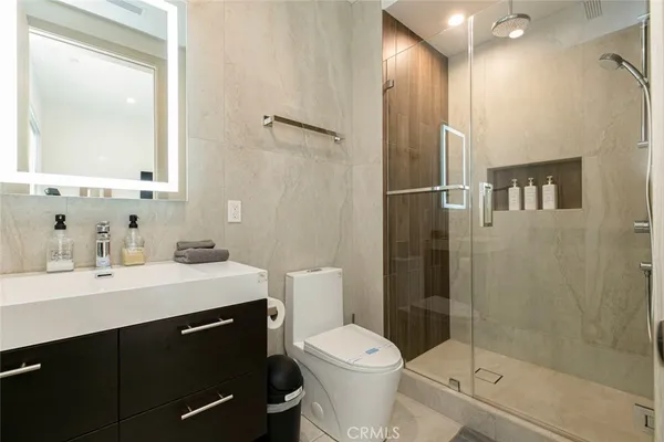 $8,450 | 617 Hazel Street, Glendale, CA 91201