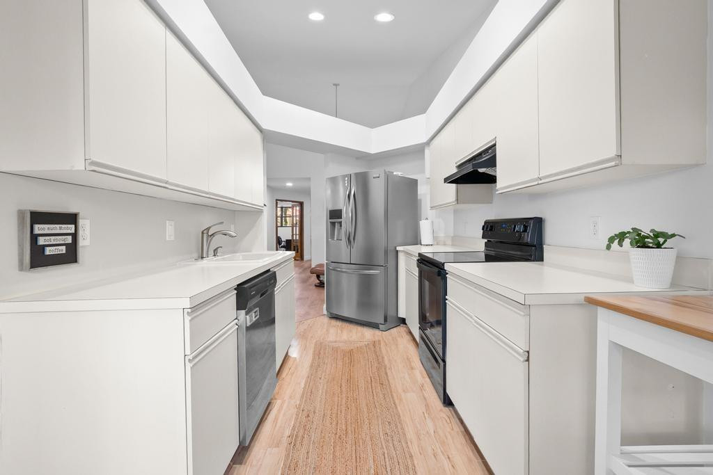 3315 Water Oak Drive, Unit 1302 Hollywood, FL 33021 - Photo 10 of 62 Galley Kitchen