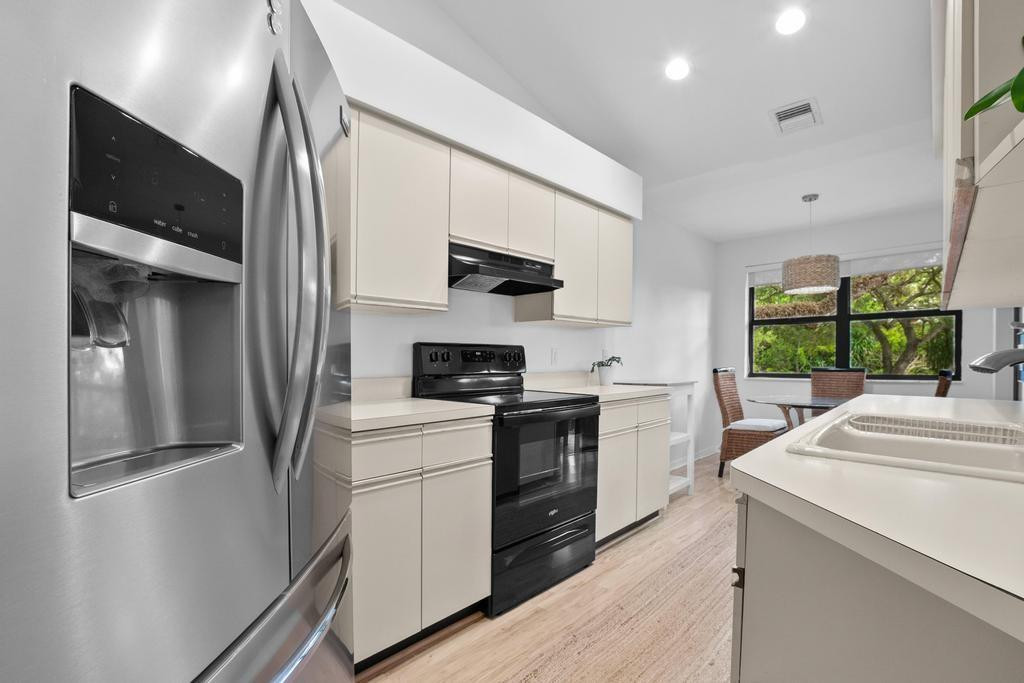 3315 Water Oak Drive, Unit 1302 Hollywood, FL 33021 - Photo 8 of 62 Stainless Appliances